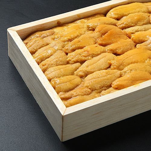 極上の生ウニ 北海道松前沖で朝獲った新鮮な生ウニをむき身にして直送